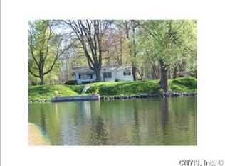 295 Oneida River Rd, Pennellville, NY 13132