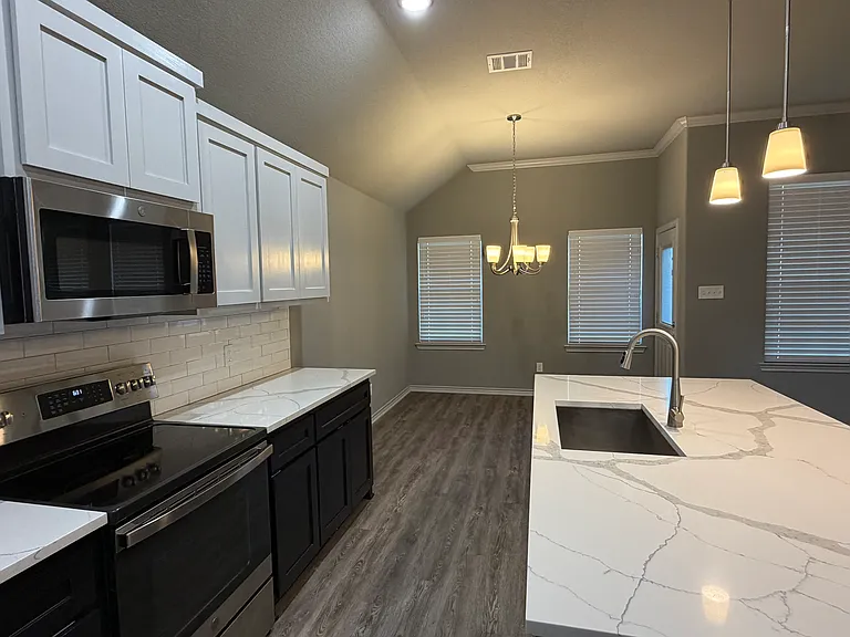 8920 Kiowa Dr — Photo 3