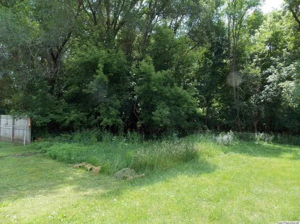 1100 N Tennessee Pl, Mason City, IA 50401