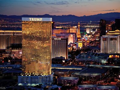 2000 N Fashion Show Dr Unit 5807, Paradise, NV, 89109
