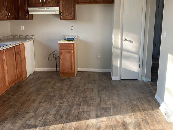 2nd image of 498 Morris Ave