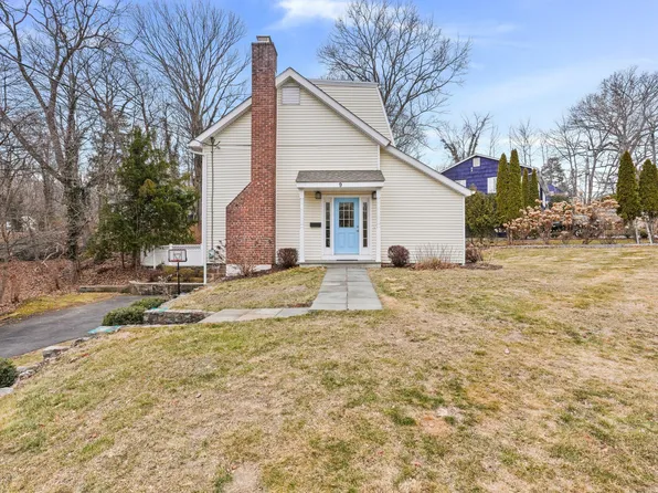 9 Beechwood Road, Hartsdale, NY 10530