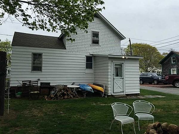 2nd image of 201 Bay Spring Ave