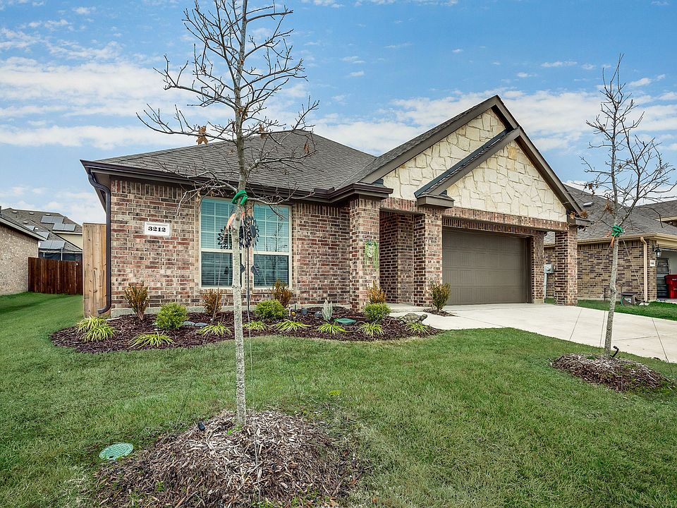 3212 Clear Creek Dr _ 01.jpg