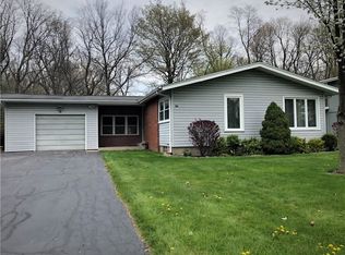 66 El Mar Dr, Rochester, NY 14616