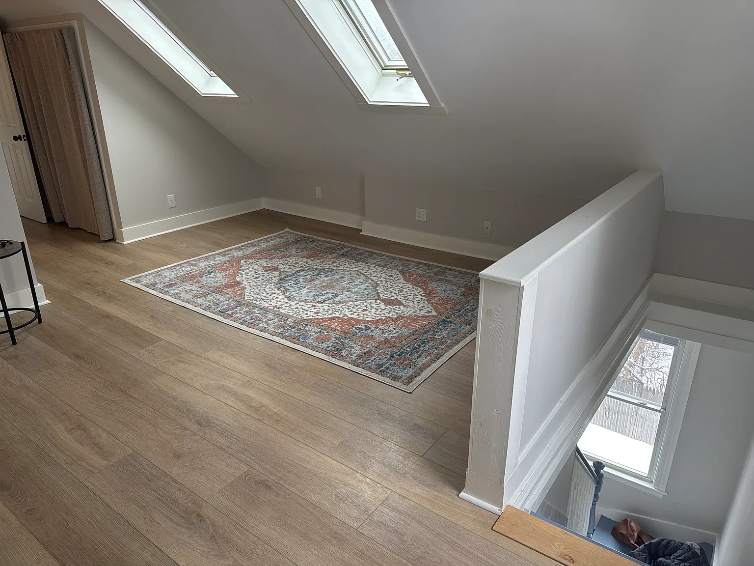 16 Inverness St — Photo 4