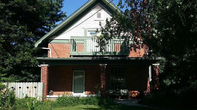 1st image of 1609 N River Blvd