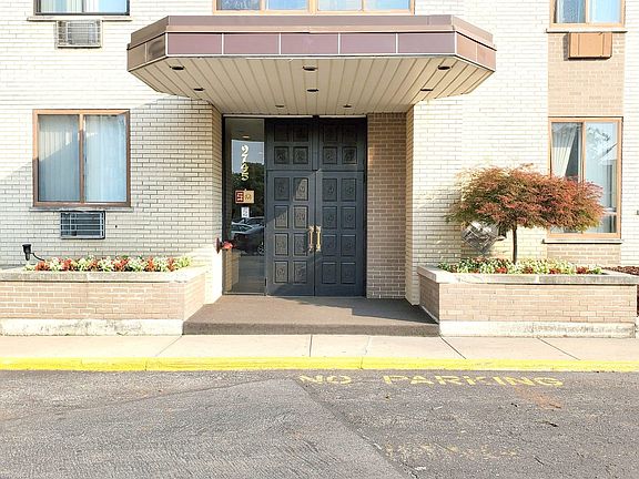 2nd image of 9745 S Karlov Ave APT 601