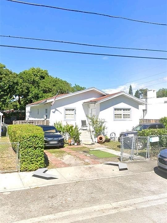 1st image of 329 NW 48th St