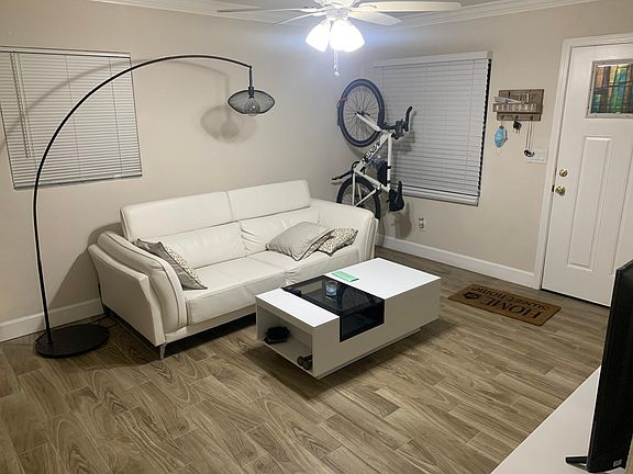 2nd image of 1018 Canal Dr W