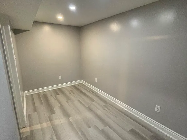 110 Highland Rd E #123 — Photo 4