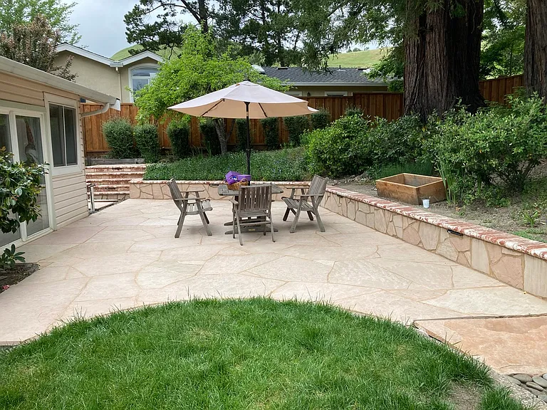 6 Louise Ct — Photo 25