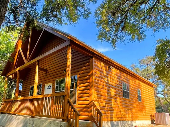 1014 Cypress Cove Rd, Spring Branch, TX