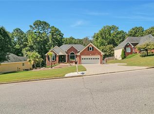 1931 Flowering Dr, Grayson, GA 30017