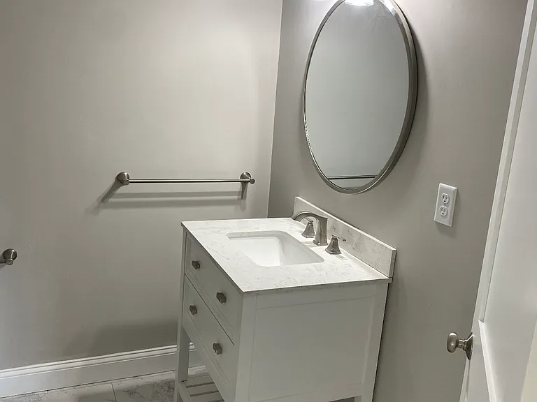 10 Mechanic St — Photo 1