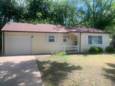 2420 SW Seabrook Ave, Topeka, KS, 66614