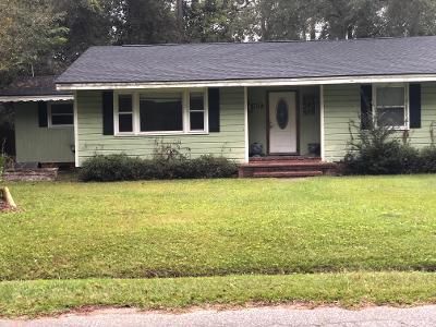 107 Park Ave, Saint Stephen, SC, 29479