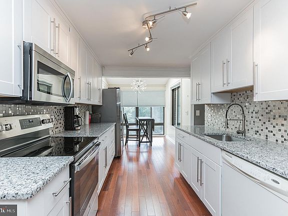 5th image of 13207 Chalet Pl #5304