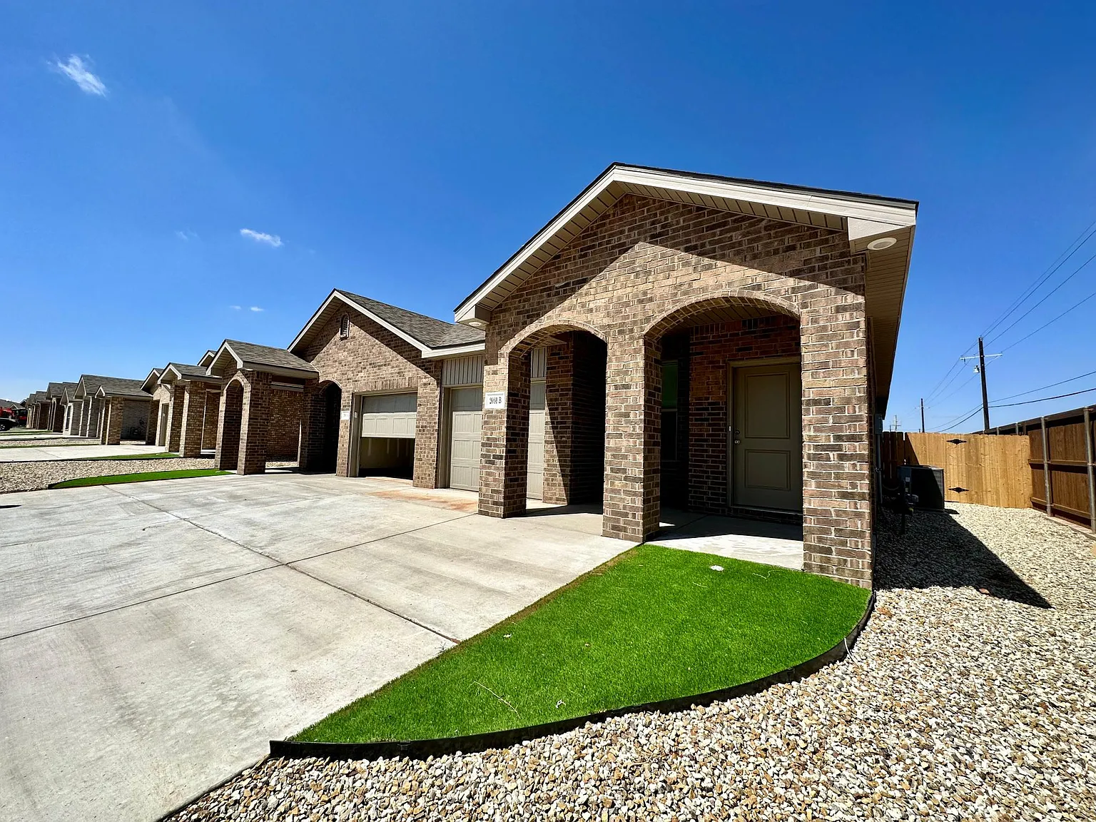 3 bed, 1350 sqft, $1,400 — Photo 4