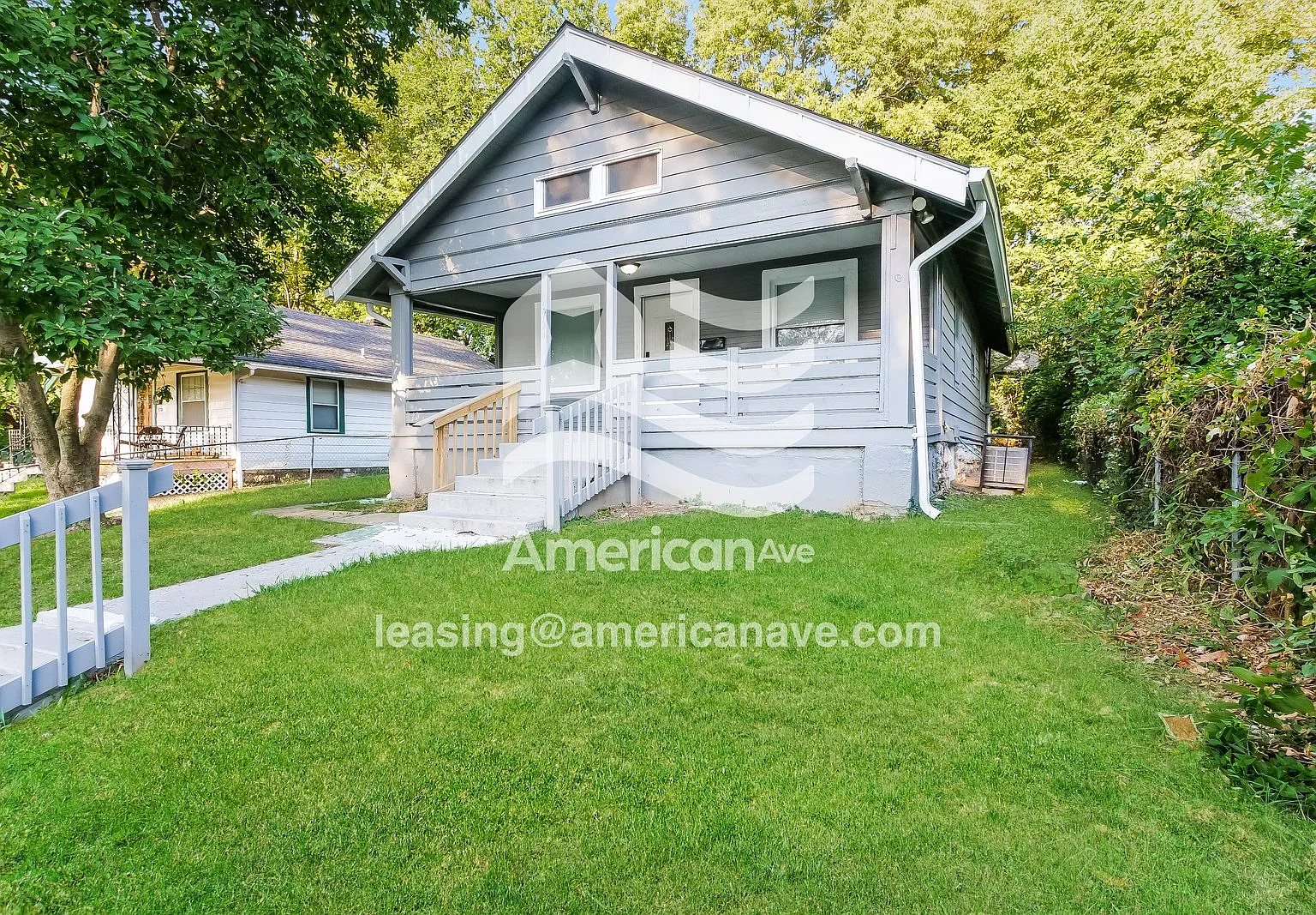 2 bed, 1.0 bath, 828 sqft, $1,005 — Photo 2
