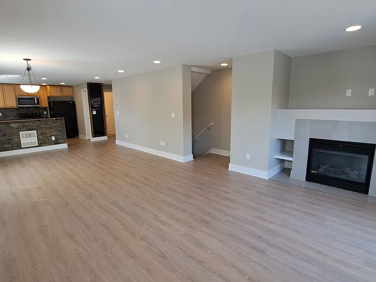 5342 16th Ave S #1 — Photo 3