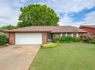 10217 Island View Dr, Oklahoma City, OK 73162