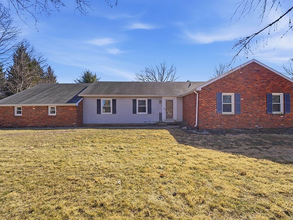 1st image of 105 Doncaster Dr