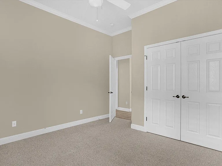 10674 Woodchase Cir — Photo 11