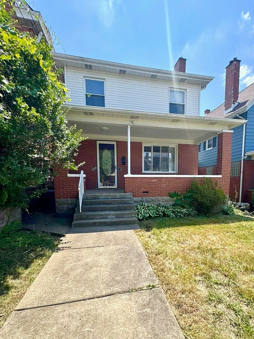 324 Anthony St photo 1
