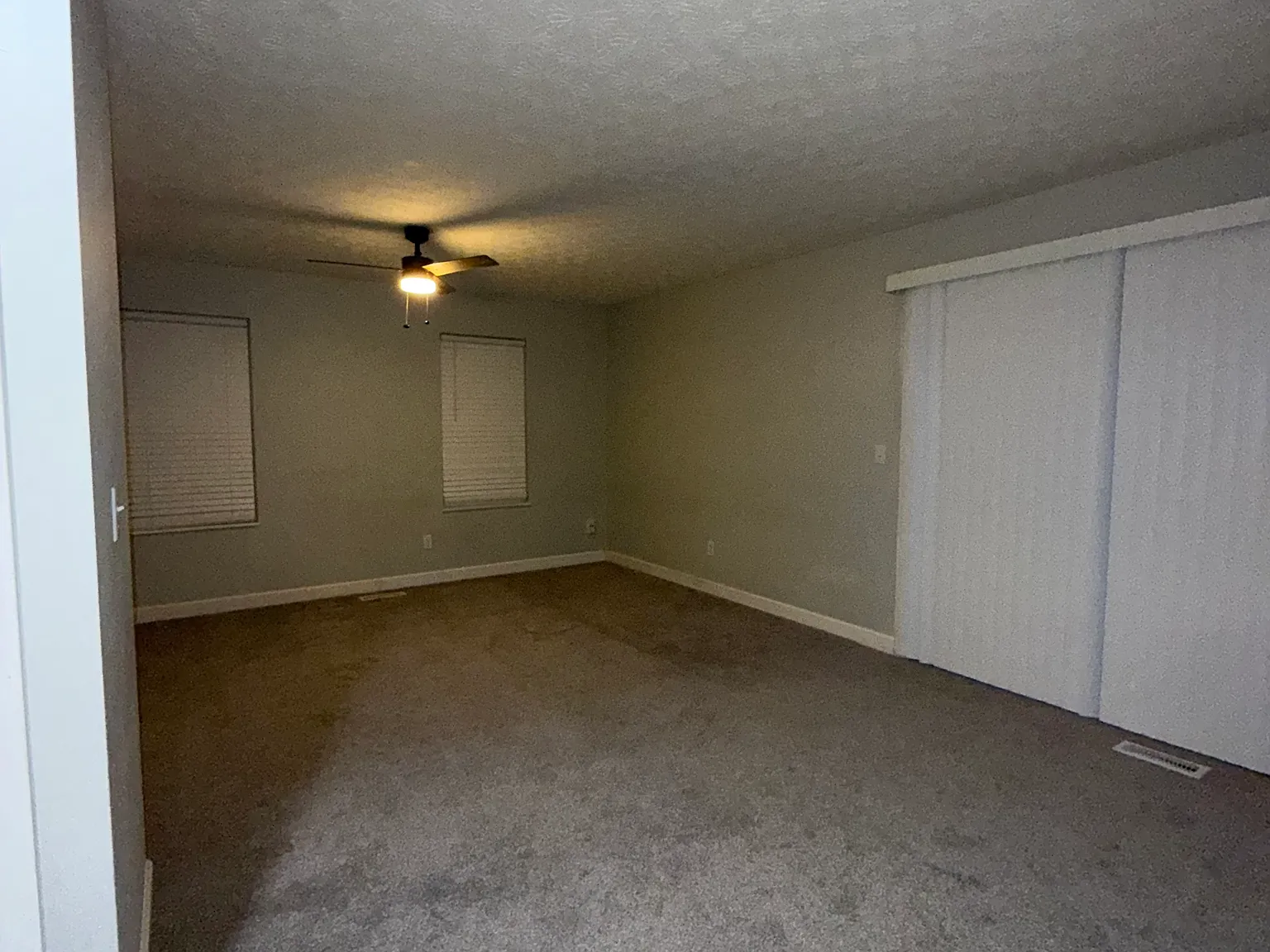 2 bed, 1200 sqft, $1,550 — Photo 3