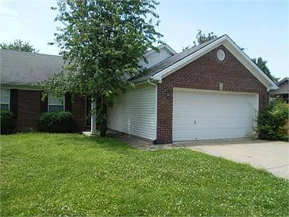 517 Green Valley Dr — Photo 2