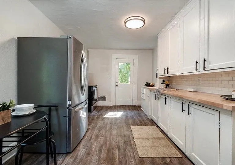 525 W South St #2 — Photo 5
