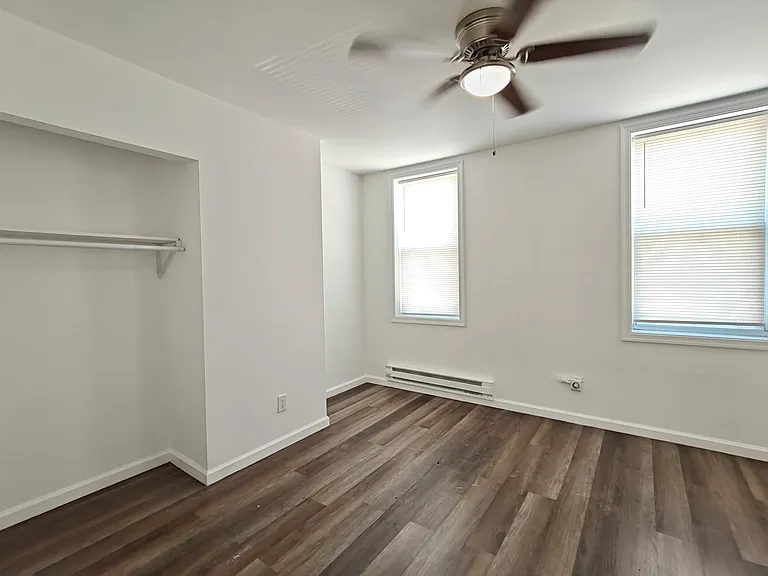 2424 N Bancroft St — Photo 6