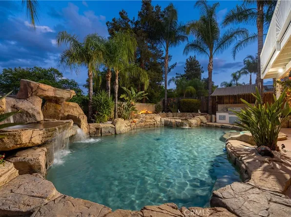 3247 Willow Park Dr, Corona, CA 92881