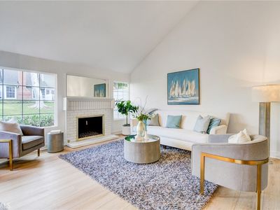 2704 Hillside Dr #40, Newport Beach, CA, 92660
