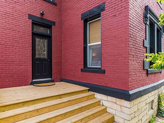 2nd image of 426 Siebert St