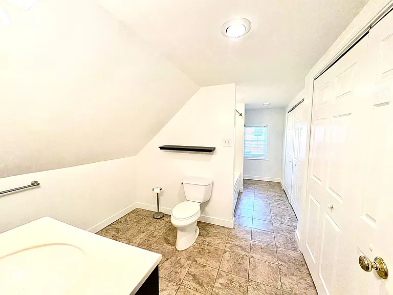 6308 Monument Ave — Photo 10