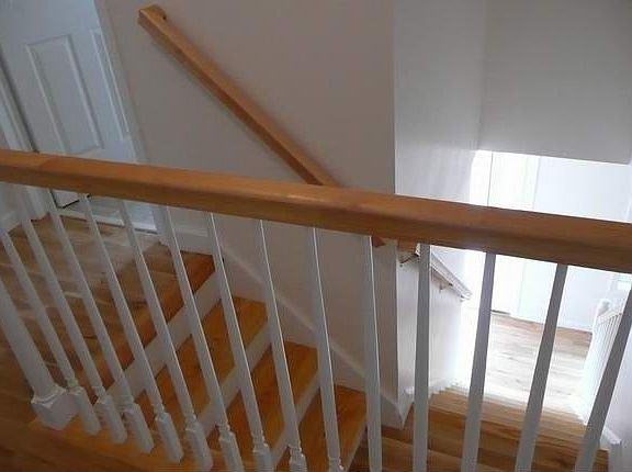 Hard Wood Tread Stairway