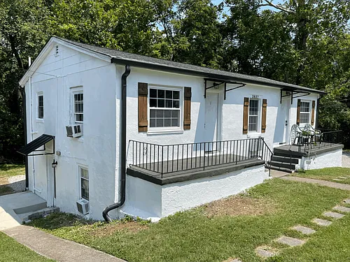 2837 Woodrow Dr #3 Photo 1