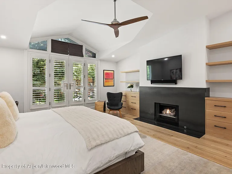 812 E Cooper Ave — Photo 24
