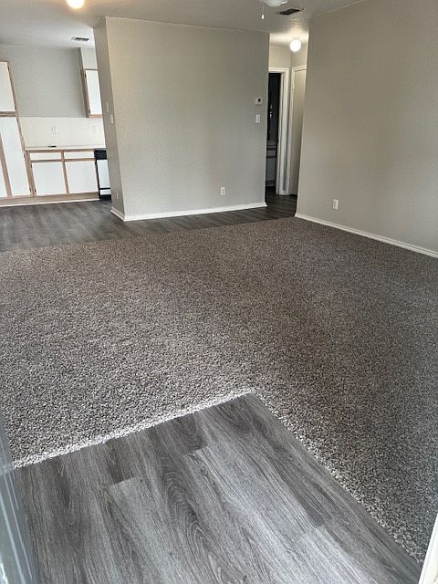 1st image of 902 S Loop 499 #A-6