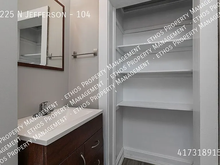 1225 N Jefferson Ave #104 — Photo 7