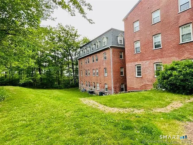 1 Russell St #20 — Photo 15