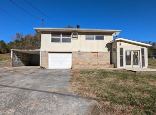 3412 Glen Alpine Rd, Kingsport, TN 37660