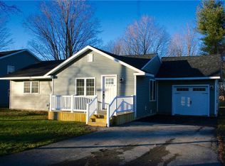 16 Hungerford Ave, Adams, NY 13605