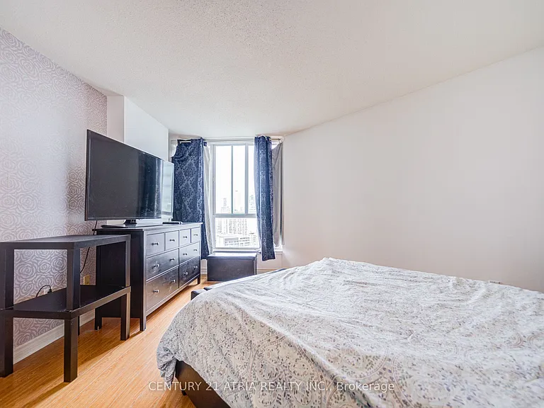 38 Elm St #2715 — Photo 31