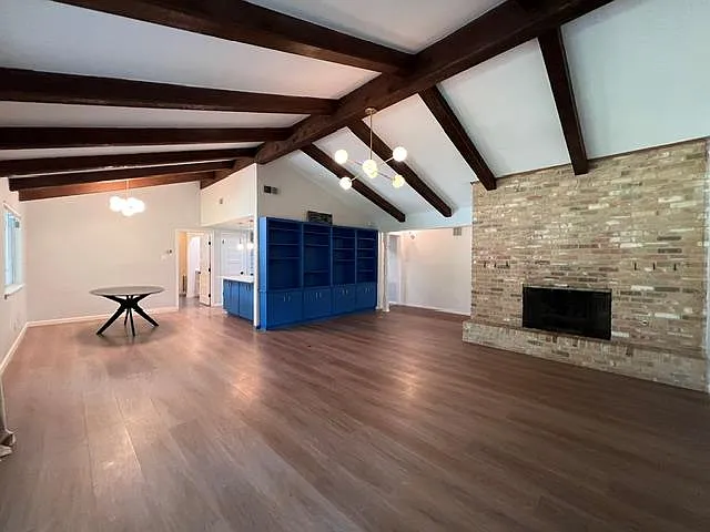 3803 Greystone Dr — Photo 3