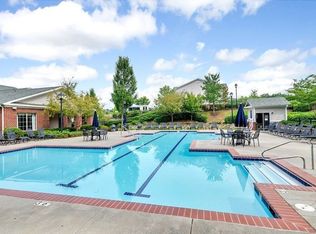 195 Yellowstone Dr APT 102, Charlottesville, VA 22903