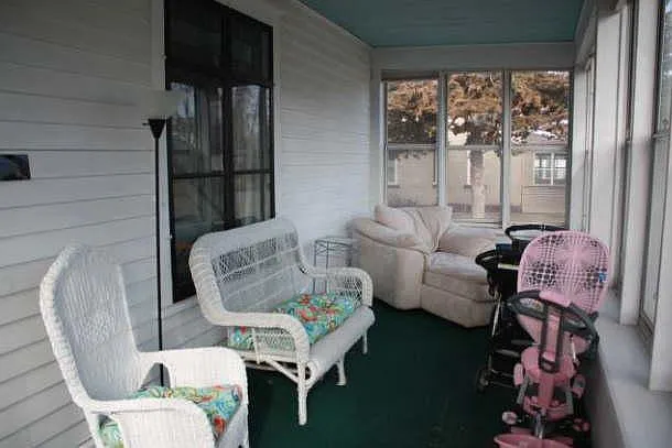 628 10th St W — Photo 24
