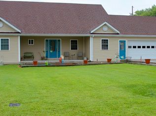 90 Moseley Dr, Columbia, KY 42728